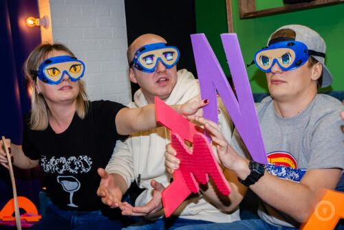 Квест Шоу-игра "Диванные эксперты" на rostov-na-donu.kvestinfo.ru Квест Шоу-игра "Диванные эксперты"